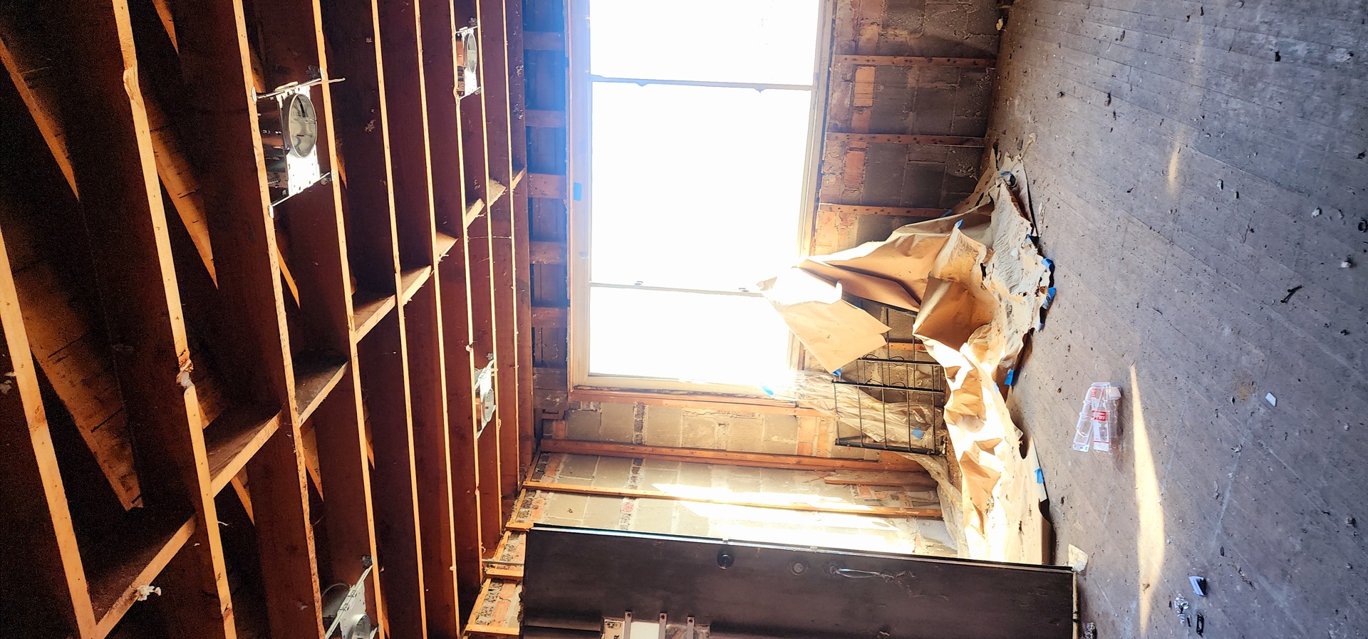 4118 West Midlothian Turnpike Robbins, IL 60472 - Photo 4 of 6 a view of storage and utility room
