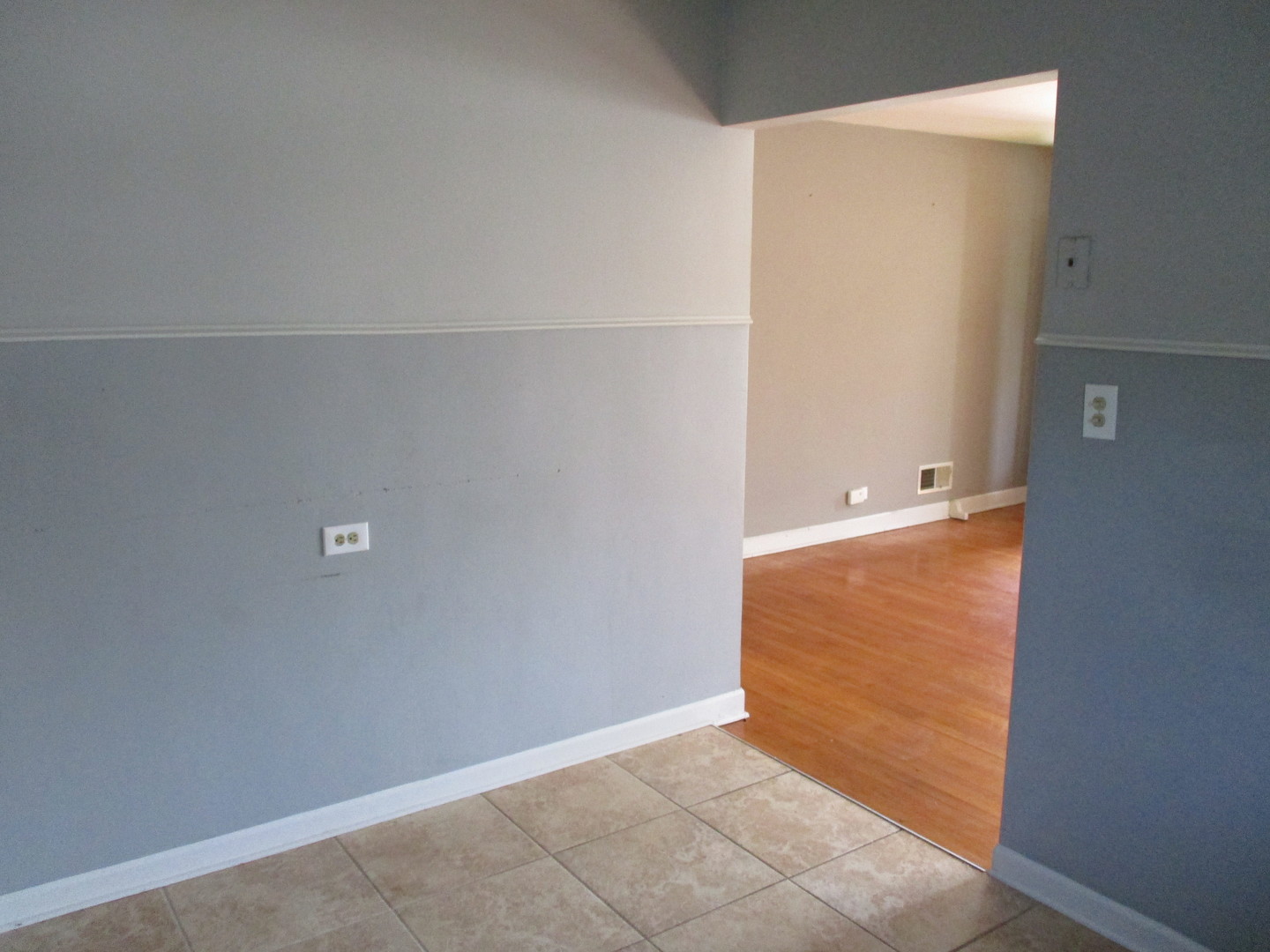 310 North Wolf Road Hillside, IL 60162 - Photo 8 of 13