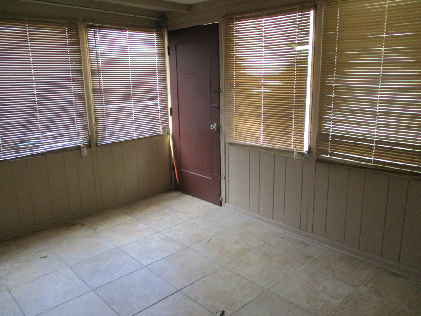 310 North Wolf Road Hillside, IL 60162 - Photo 9 of 13