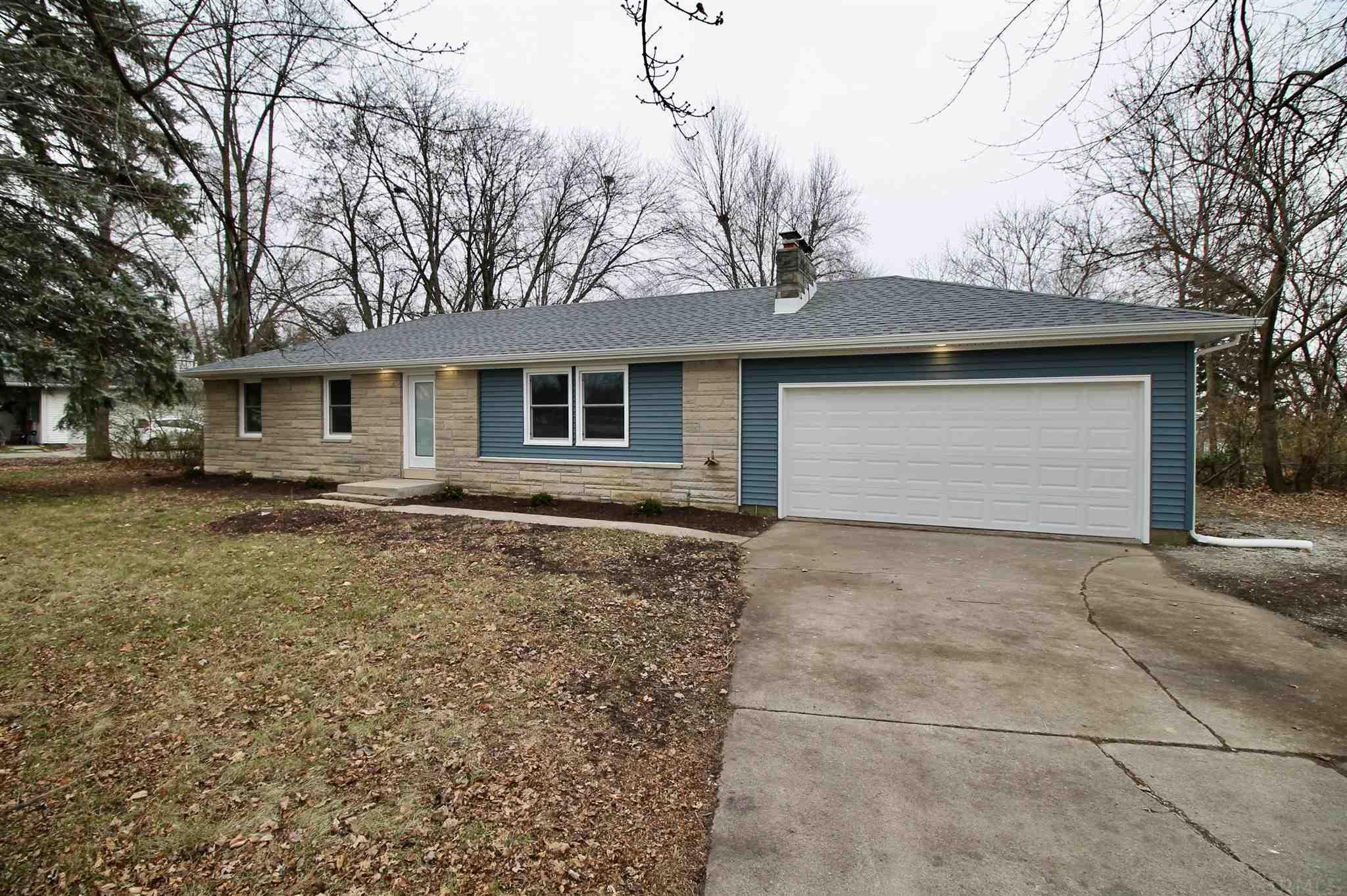 9808 Maysville Road Fort Wayne, IN 46835 - Photo 2 of 36