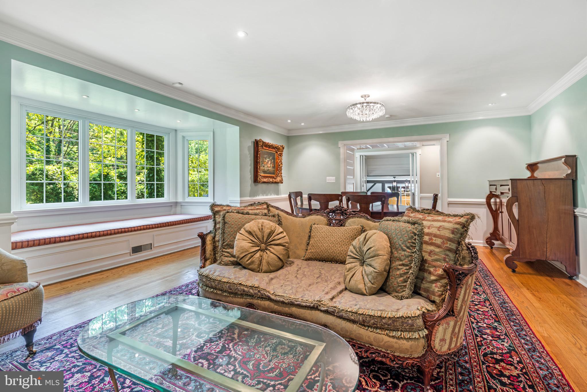 440 Caversham Road Bryn Mawr, PA 19010 - Photo 4 of 33 Combination Living Room / Dining Room
