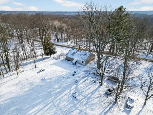 $225,000 | 8033 West 116th Street, Grant, MI 49327