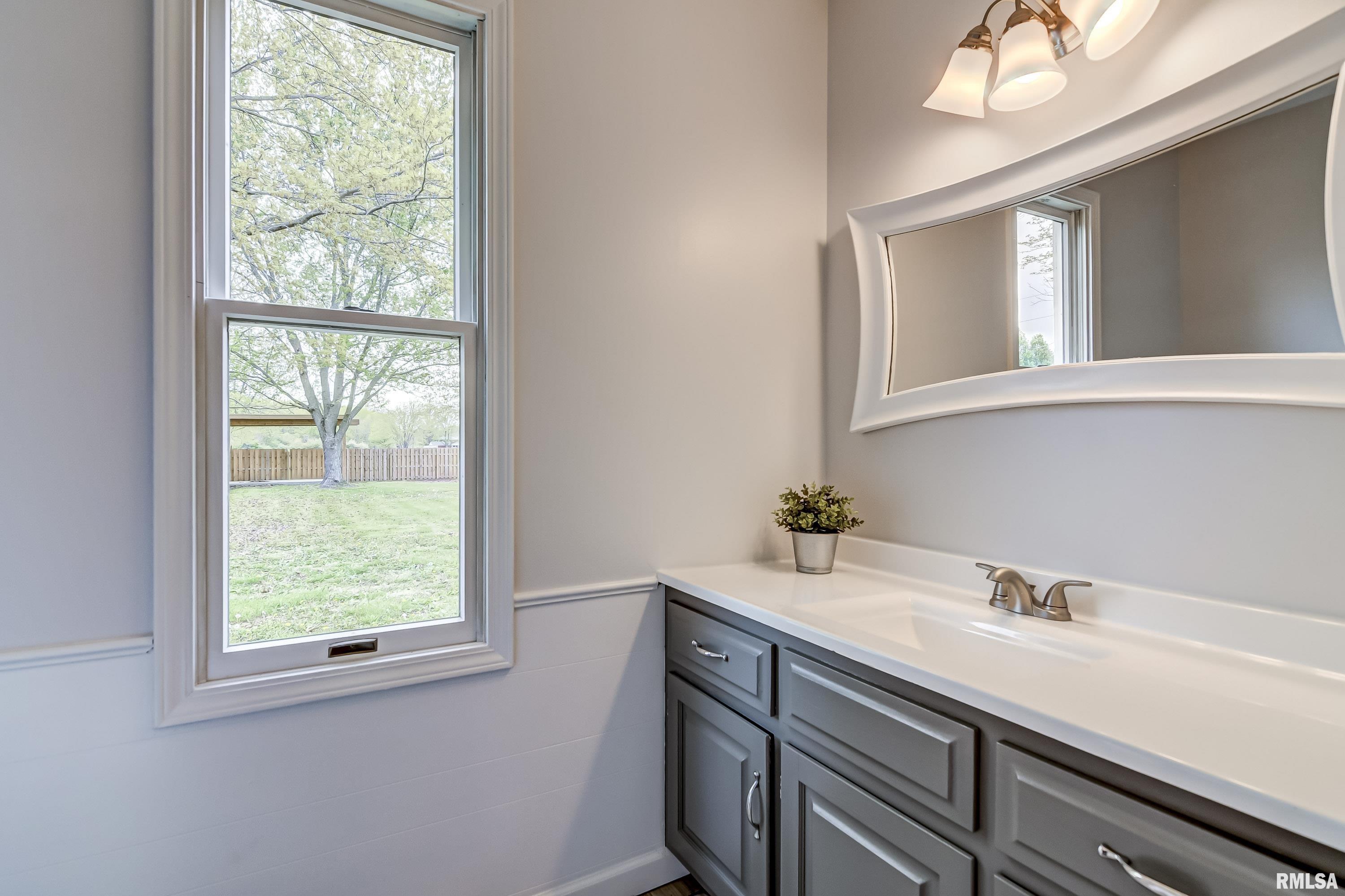 5505 Guest Road Sherman, IL 62684 - Photo 23 of 68 Gallery Image 23