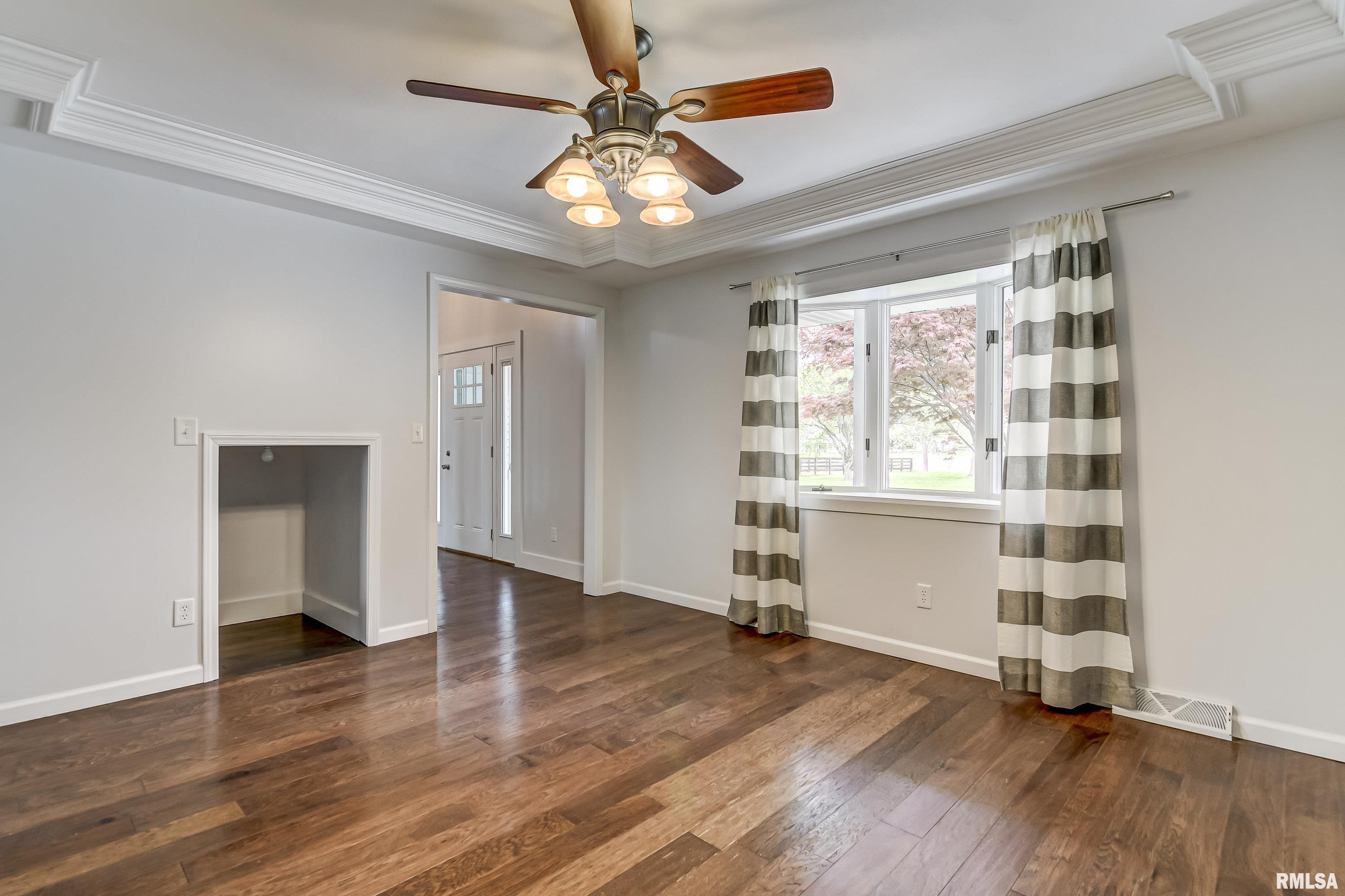 5505 Guest Road Sherman, IL 62684 - Photo 10 of 68 Gallery Image 10