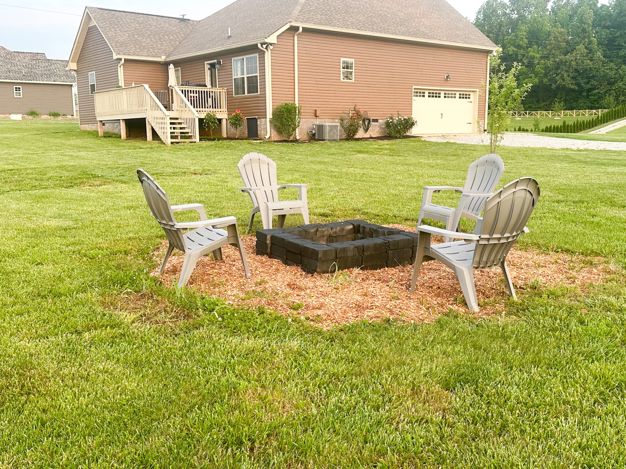 4927 Minnis Road Springfield, TN 37172 - Photo 25 of 27 a view of a house with a yard patio and swimming pool
