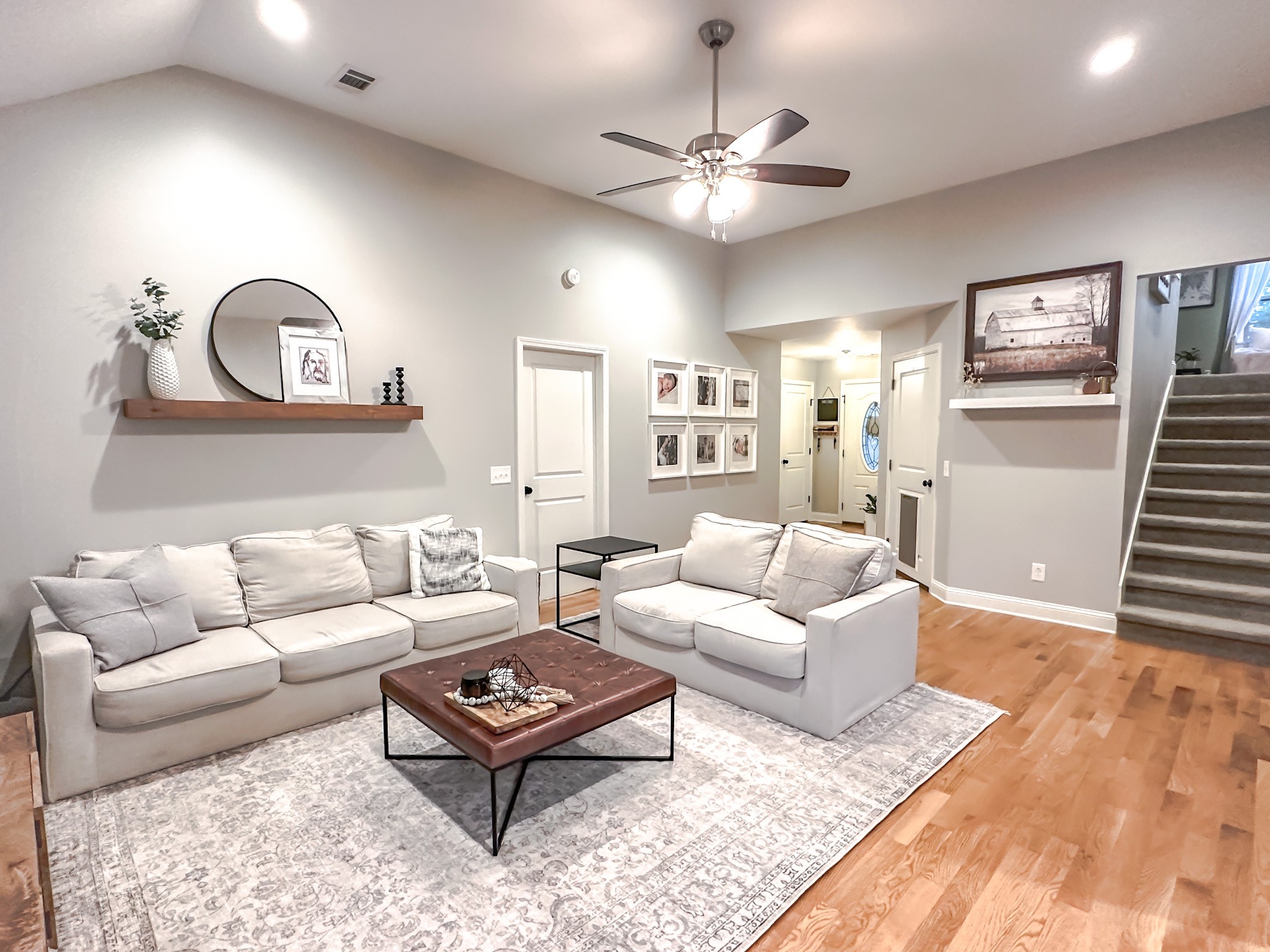 4927 Minnis Road Springfield, TN 37172 - Photo 6 of 27 a living room with furniture a rug and a window