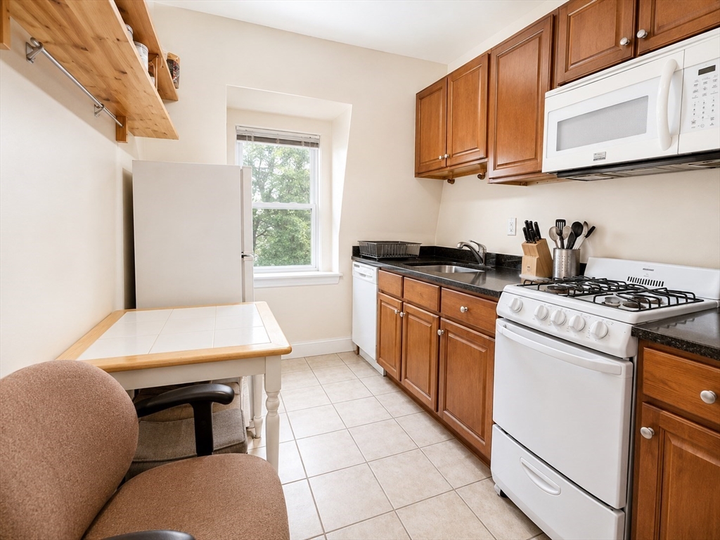 23-25 Inman Street Cambridge, MA 02139 - Photo 21 of 31