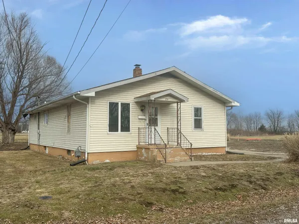 $18,500 | 231 East Stoddard Avenue, Virden, IL 62690