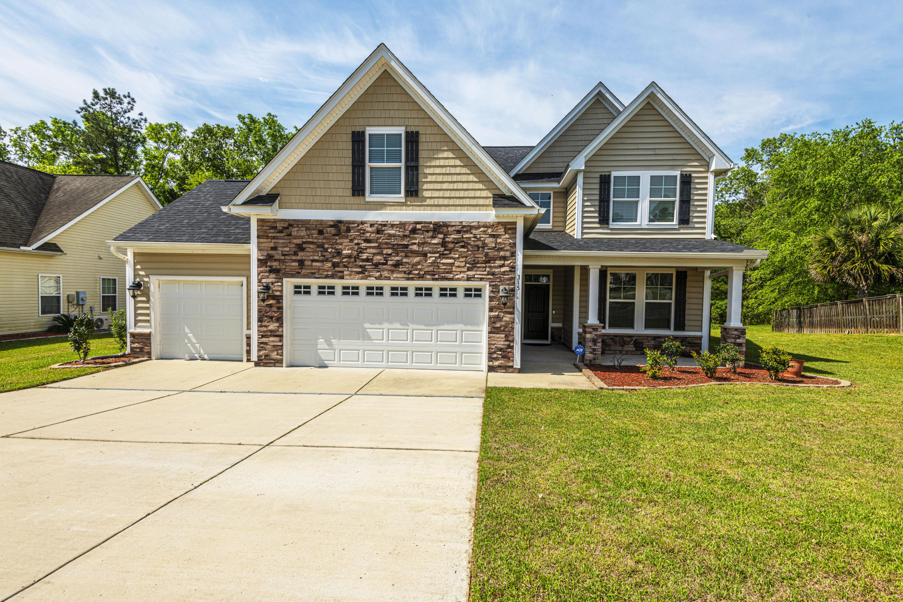 315 Carriage Wheel Road Moncks Corner, SC 29461 - Photo 3 of 53 DSC_3088