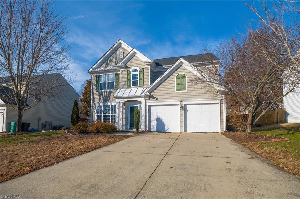 1416 Pondhaven Drive High Point, NC 27265 - Photo 2 of 34