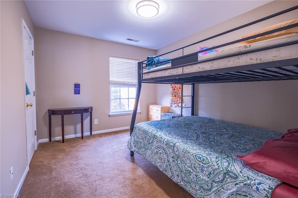 1416 Pondhaven Drive High Point, NC 27265 - Photo 25 of 34