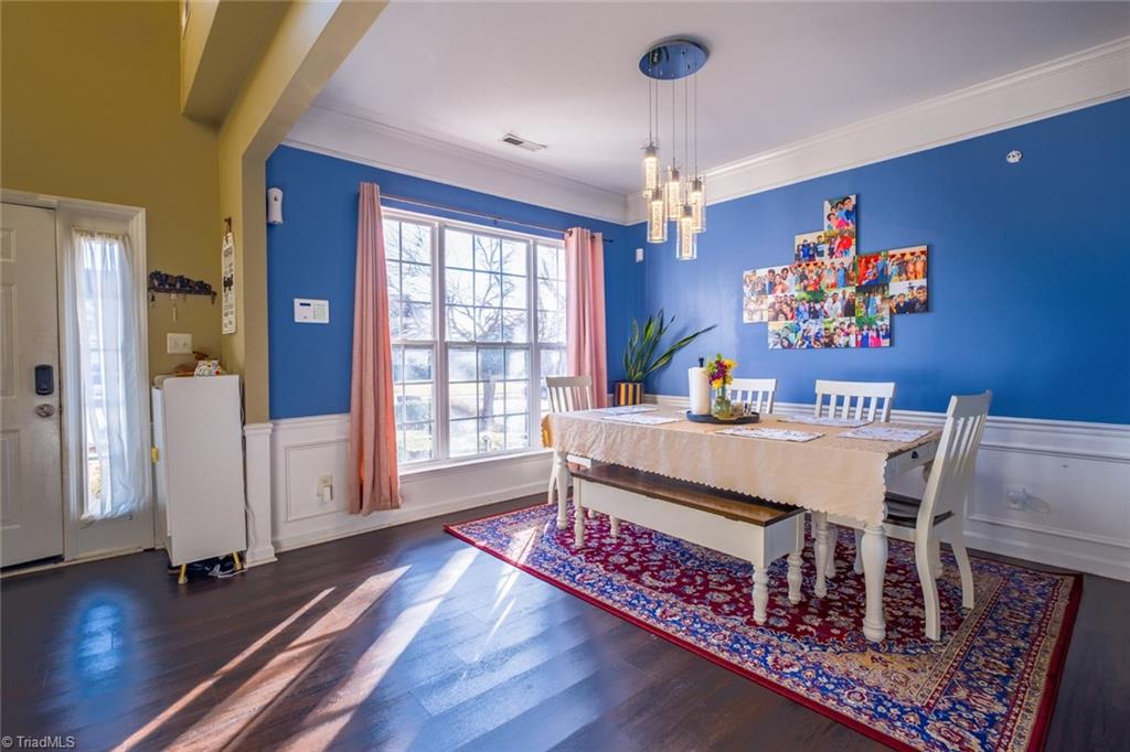 1416 Pondhaven Drive High Point, NC 27265 - Photo 8 of 34