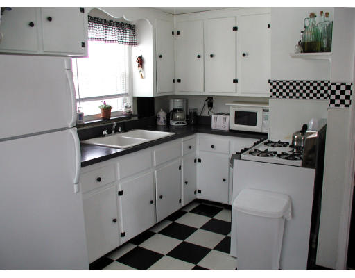 116 Bateman Street Boston, MA 02136 - Photo 2 of 4 Gallery Image 2