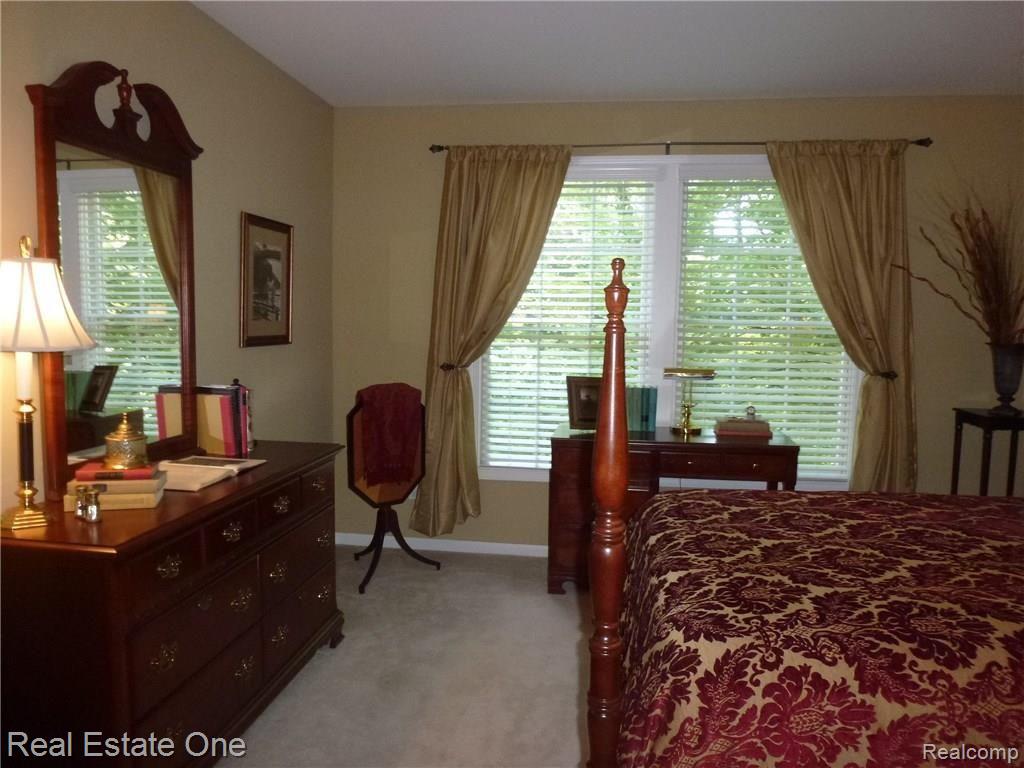 2340 Andover Boulevard Rochester, MI 48306 - Photo 52 of 61