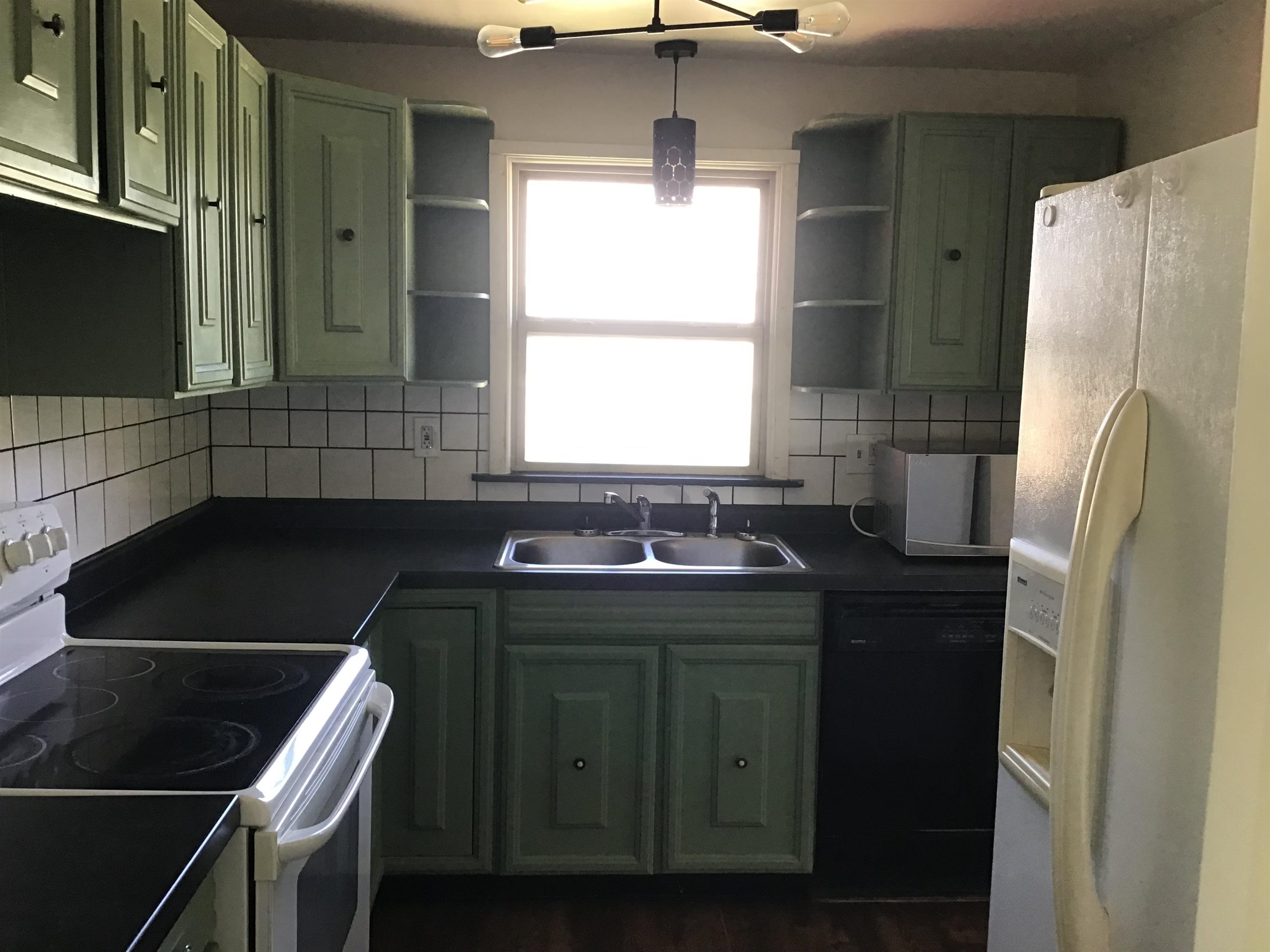 5485 North Linden Road Flint, MI 48504 - Photo 10 of 15