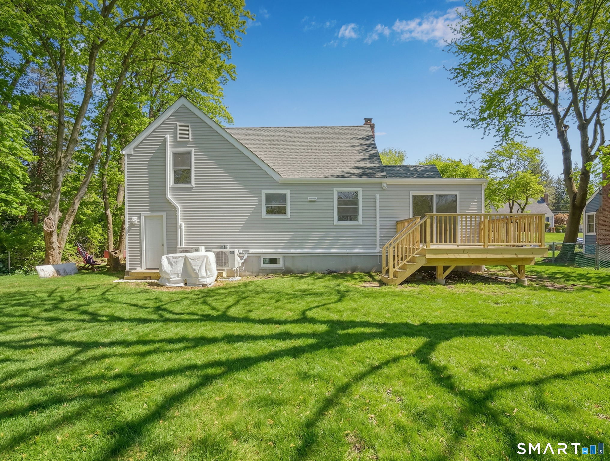39 Crane Road Stamford, CT 06902 - Photo 16 of 20 Gallery Image 16
