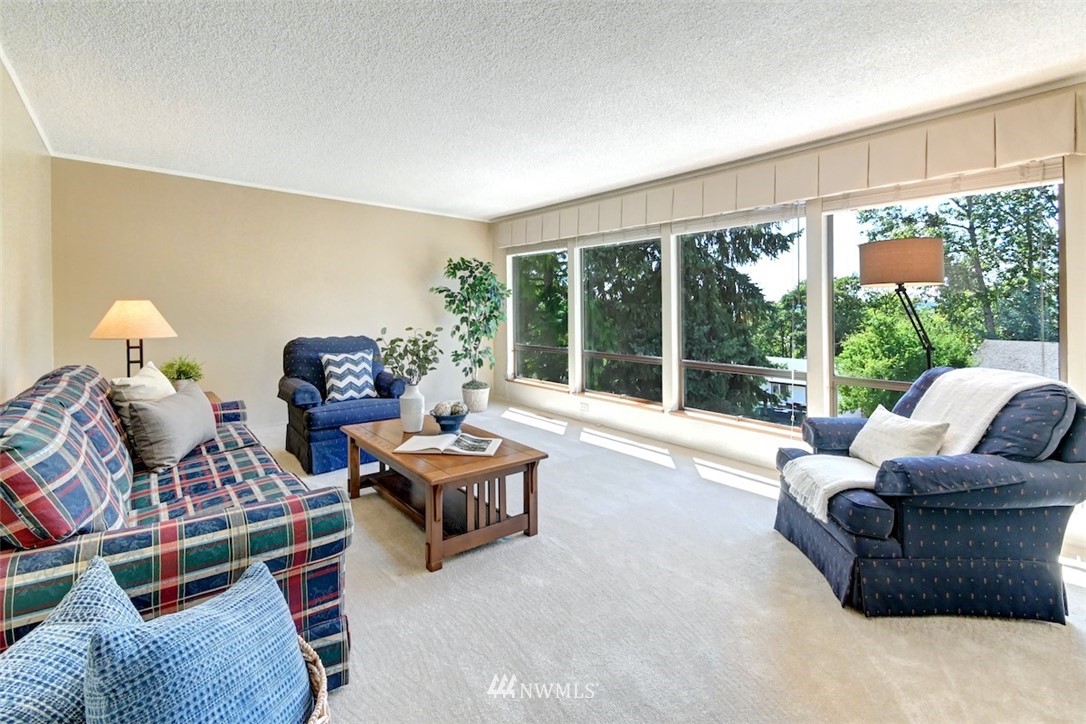 2420 Talbot Crest Drive South Renton, WA 98055 - Photo 11 of 32 Gallery Image 11