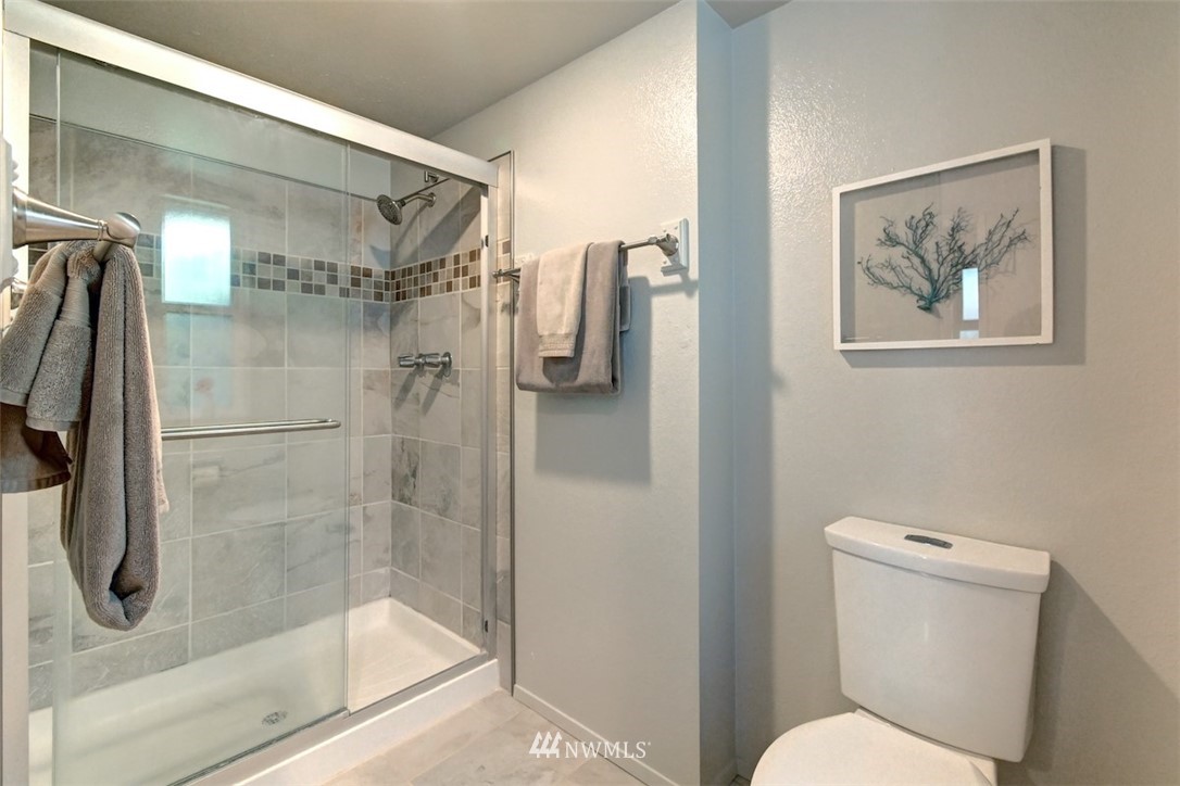 2420 Talbot Crest Drive South Renton, WA 98055 - Photo 15 of 32 Gallery Image 15
