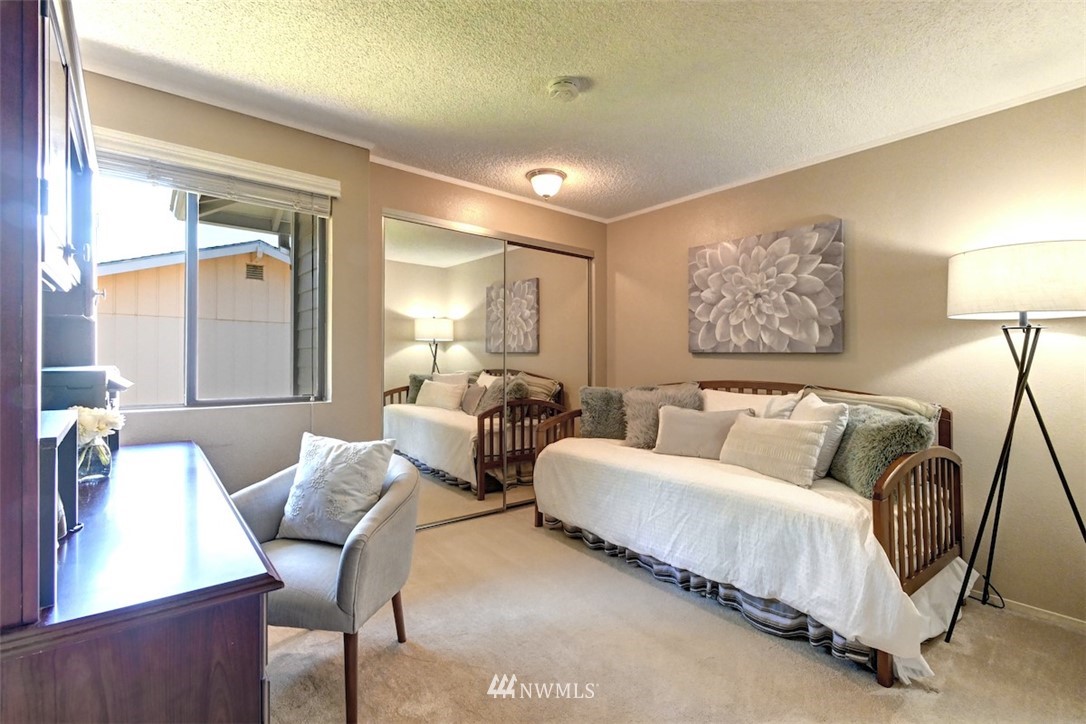 2420 Talbot Crest Drive South Renton, WA 98055 - Photo 17 of 32 Gallery Image 17