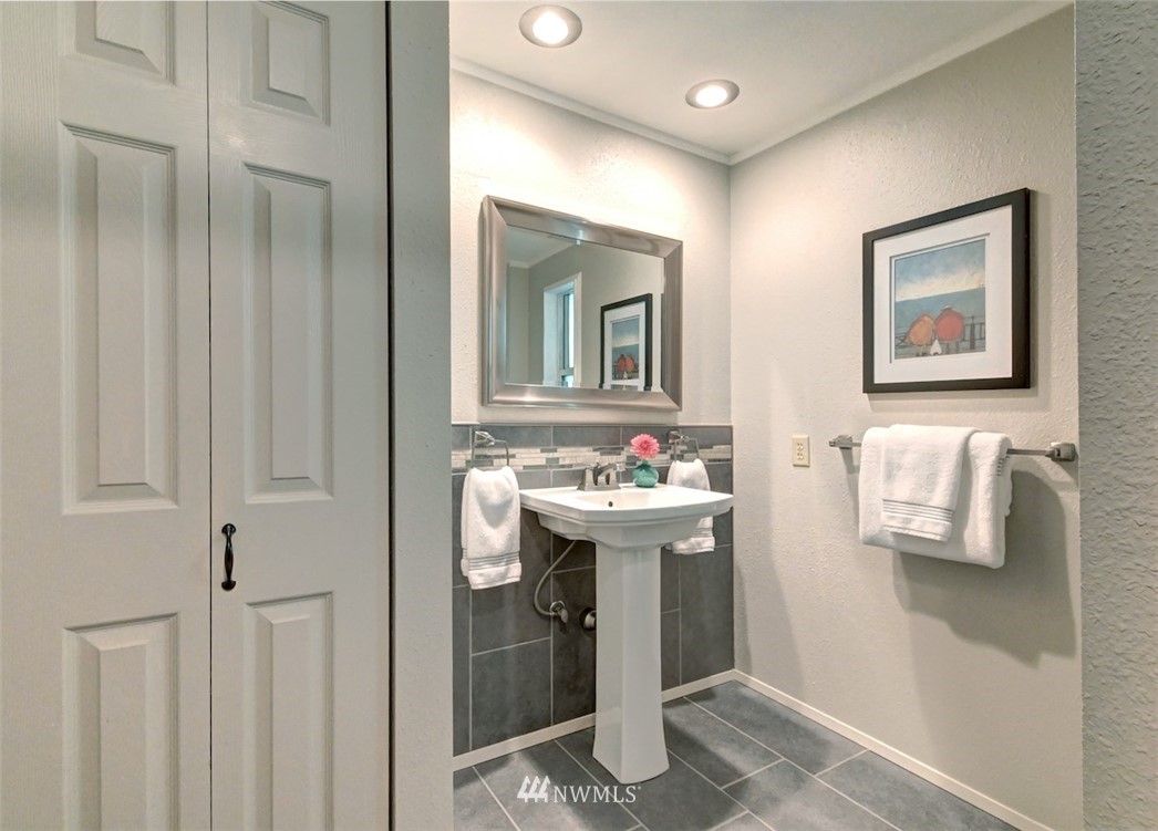 2420 Talbot Crest Drive South Renton, WA 98055 - Photo 18 of 32 Gallery Image 18