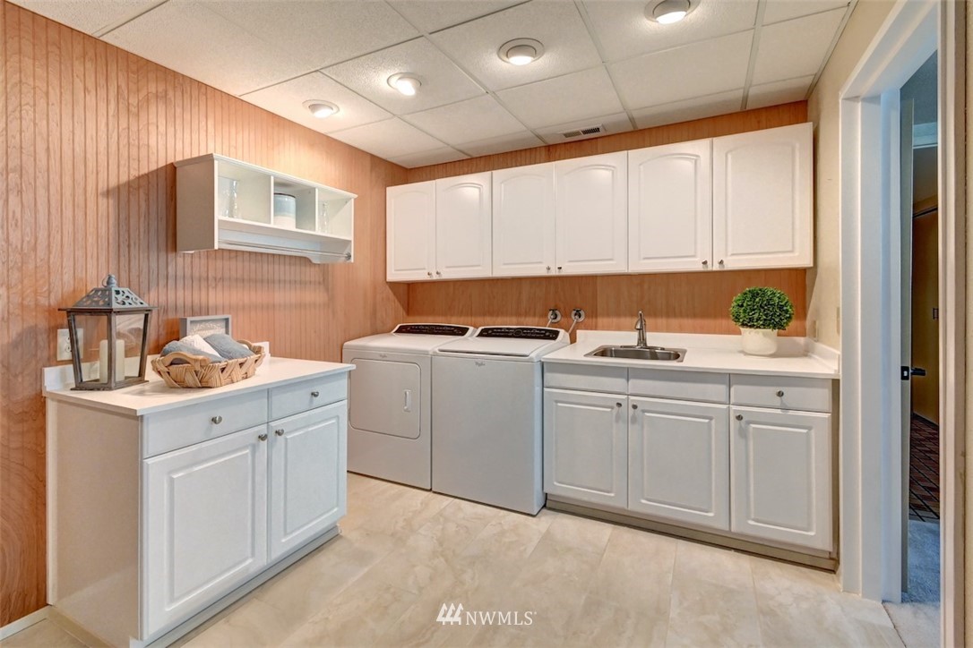 2420 Talbot Crest Drive South Renton, WA 98055 - Photo 21 of 32 Gallery Image 21