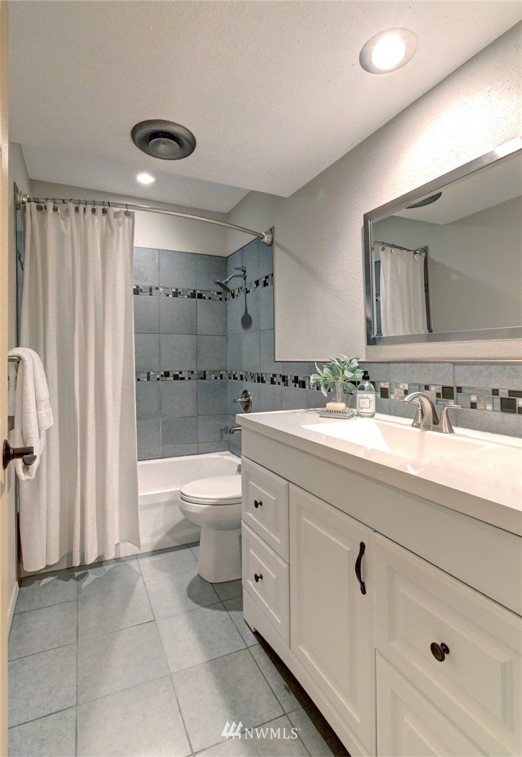 2420 Talbot Crest Drive South Renton, WA 98055 - Photo 24 of 32 Gallery Image 24
