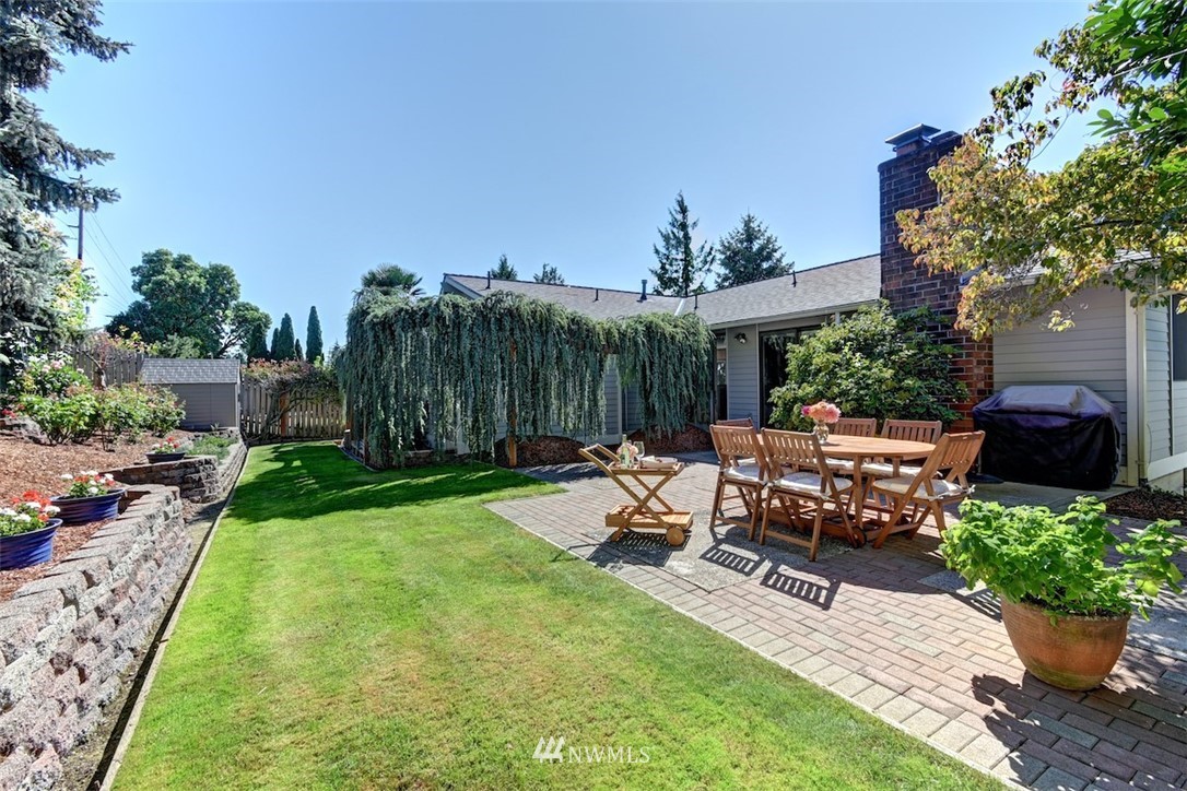 2420 Talbot Crest Drive South Renton, WA 98055 - Photo 27 of 32 Gallery Image 27