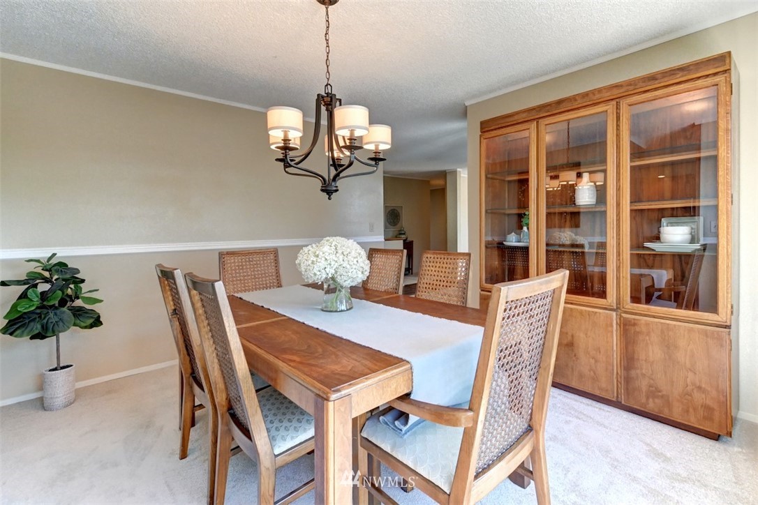 2420 Talbot Crest Drive South Renton, WA 98055 - Photo 9 of 32 Gallery Image 9