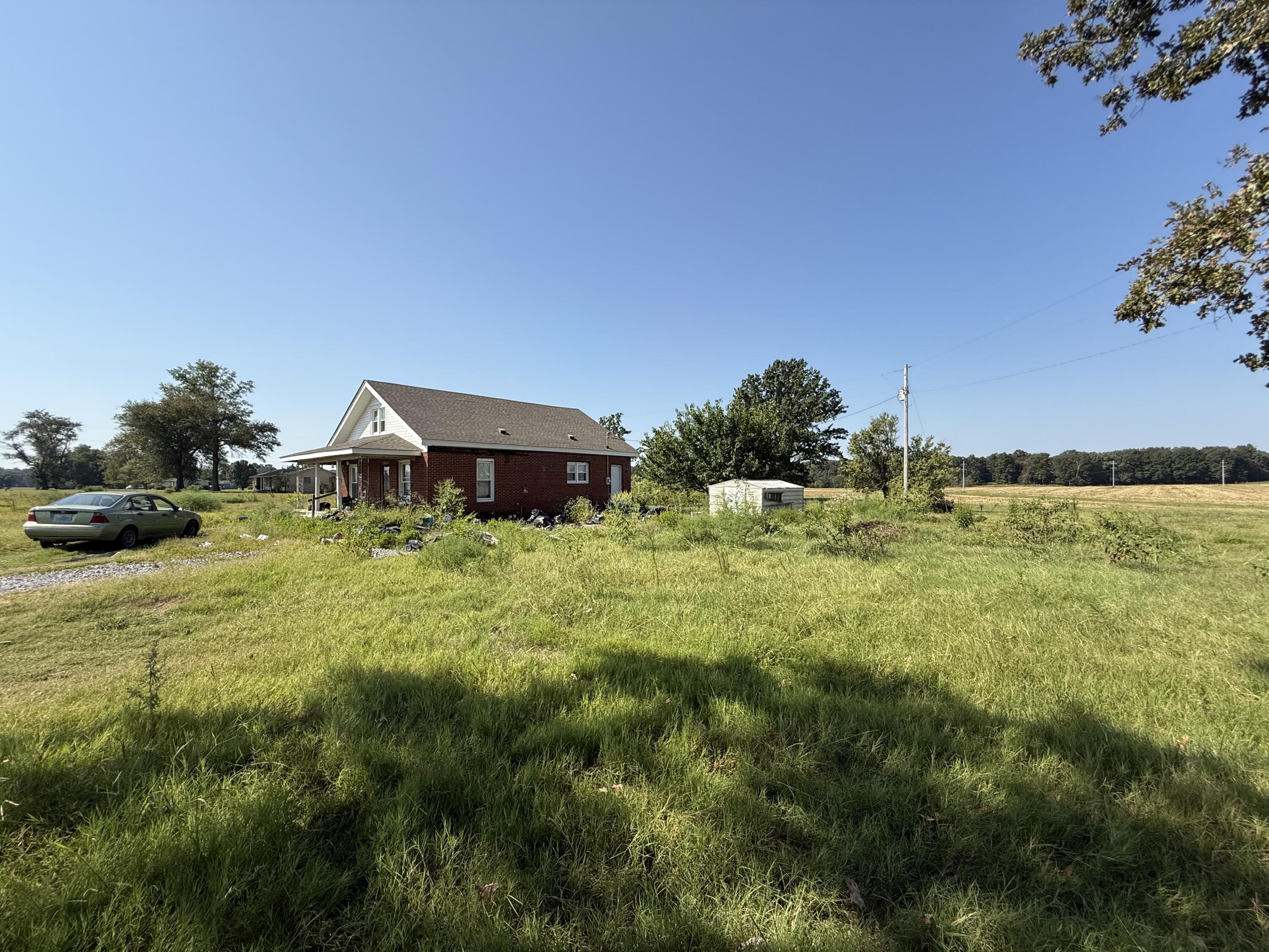 1795 Rob Mason Road Murray, KY 42071 - Photo 3 of 16 IMG_0194