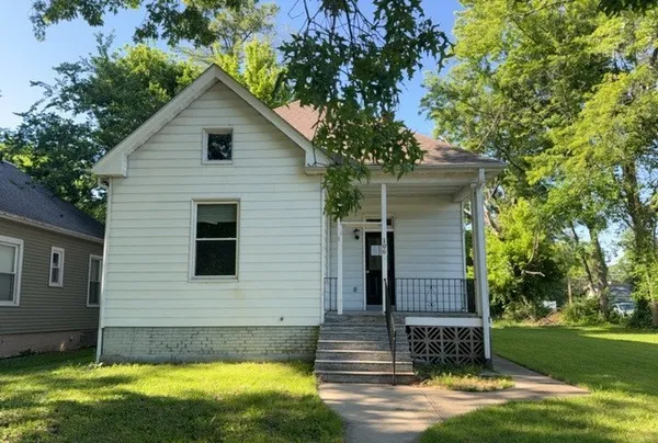 $53,000 | 106 Hazel Avenue, Belleville, IL 62223