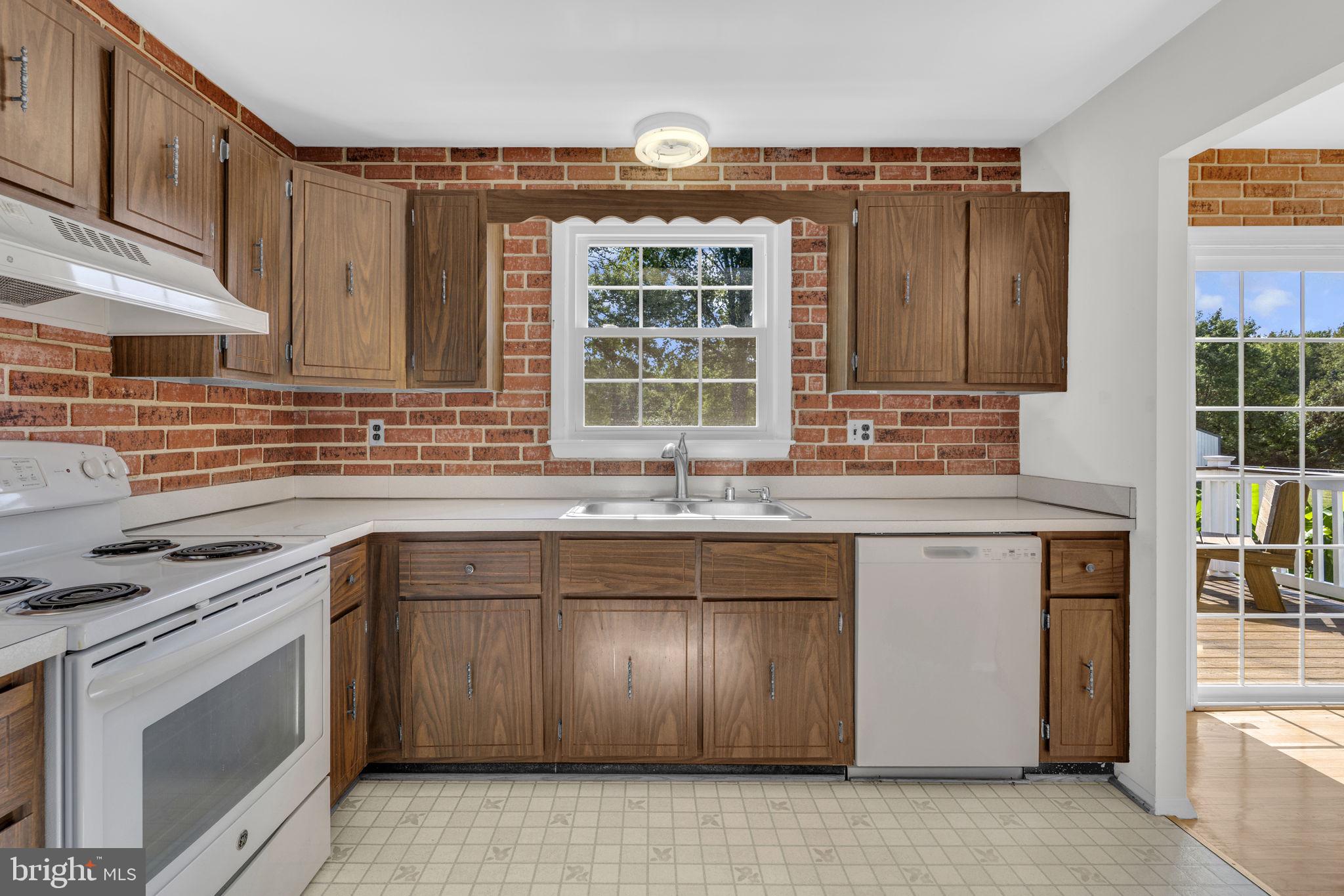 15115 Oaks Road Charlotte Hall, MD 20622 - Photo 12 of 43