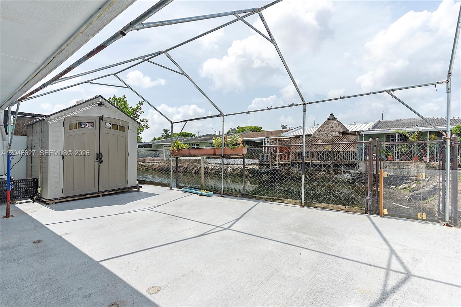 10112 Southwest 23rd Street Miami, FL 33165 - Photo 28 of 32