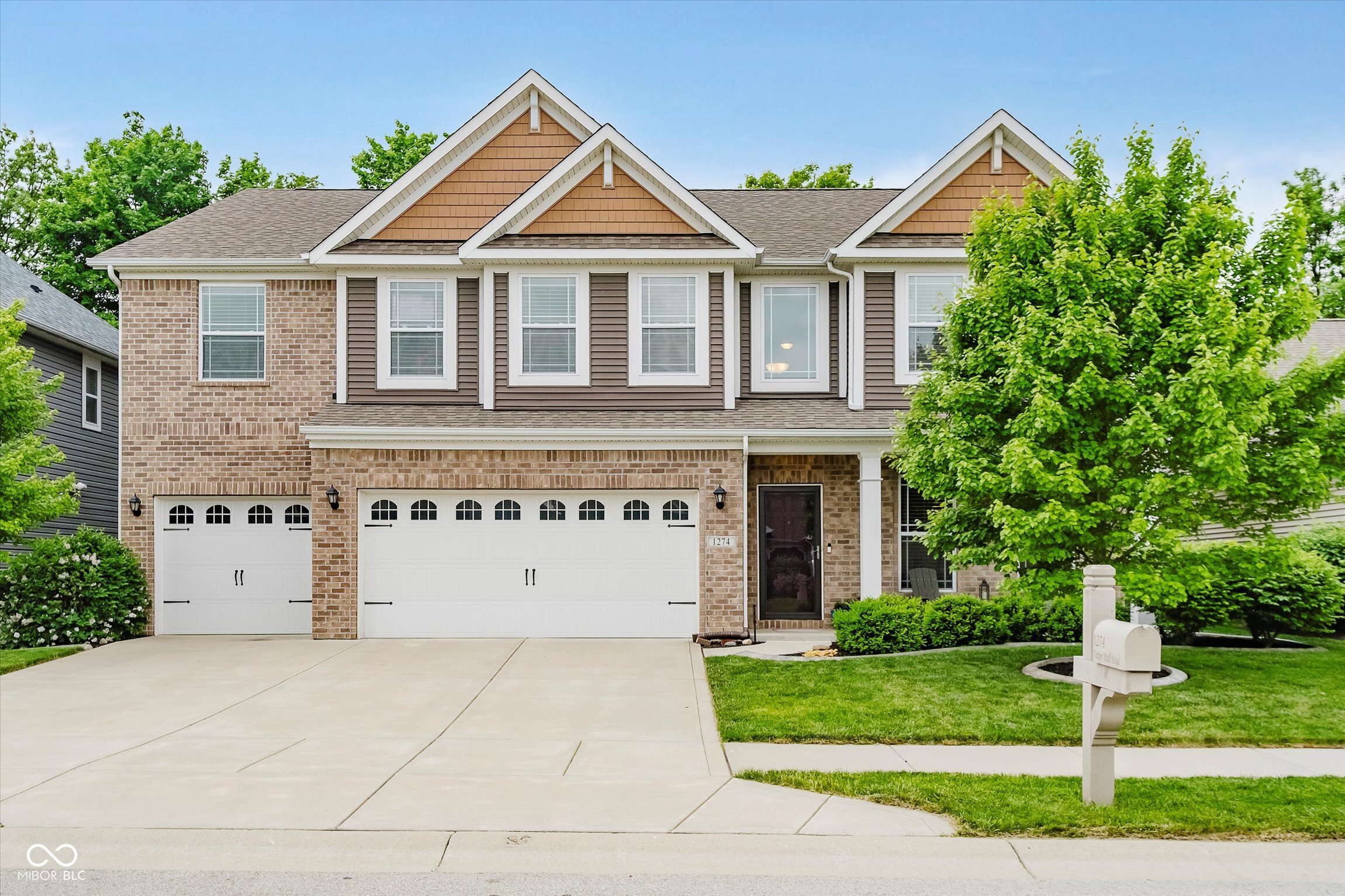 1274 Timber Bluff Road Westfield, IN 46074 - Photo 1 of 40 Gallery Image 1