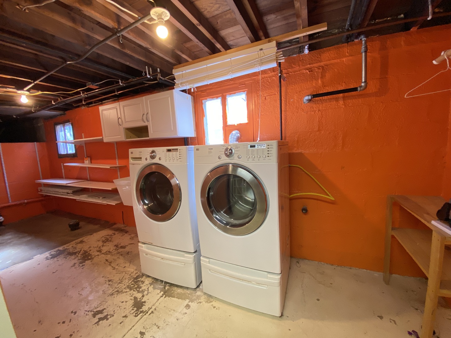 608 North Reed Street Joliet, IL 60435 - Photo 25 of 33 a utility room with dryer and washer