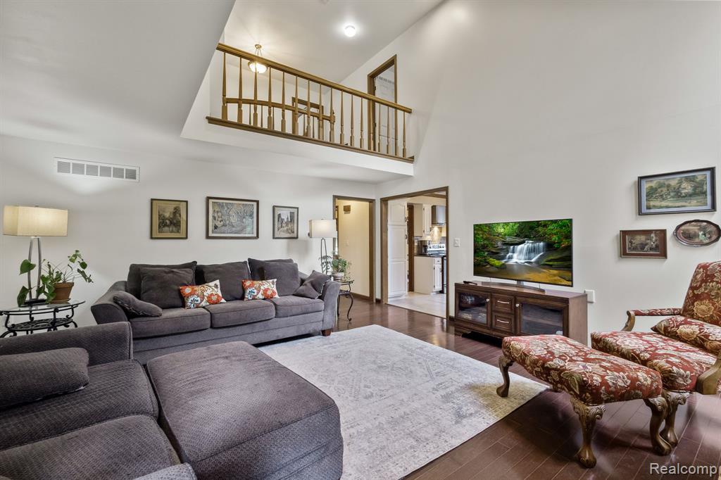 264 Stonetree Circle Rochester Hills, MI 48309 - Photo 12 of 35
