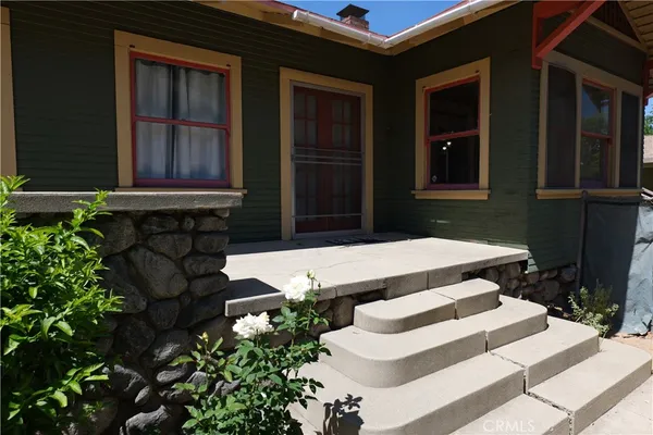 $3,495 | 115 East Jefferson Avenue, Pomona, CA 91767