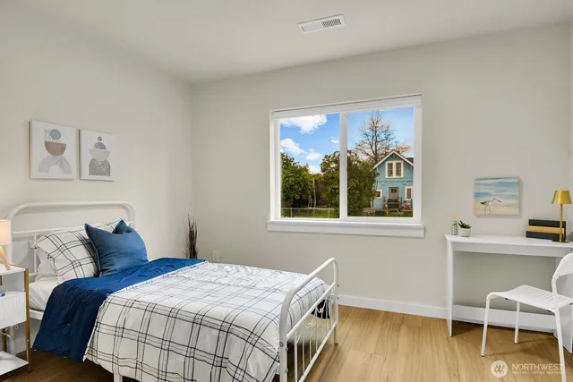 $1,350,000 | 1001 8th Avenue Northwest, Puyallup, WA 98371