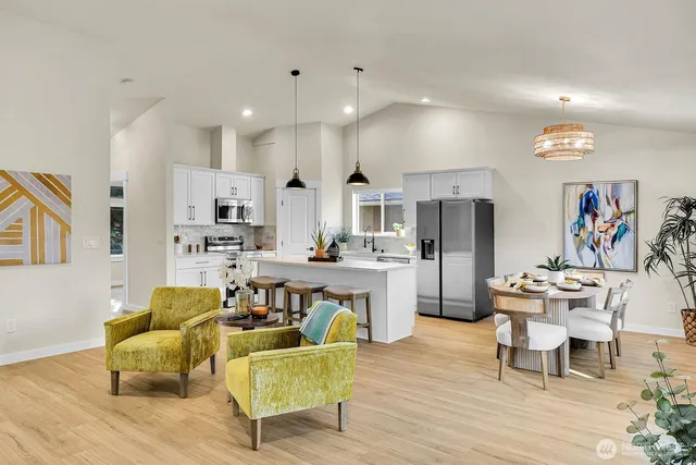 $1,350,000 | 1001 8th Avenue Northwest, Puyallup, WA 98371