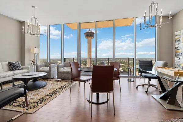 $3,800 | 610 East Market Street, Unit 2915, San Antonio, TX 78205