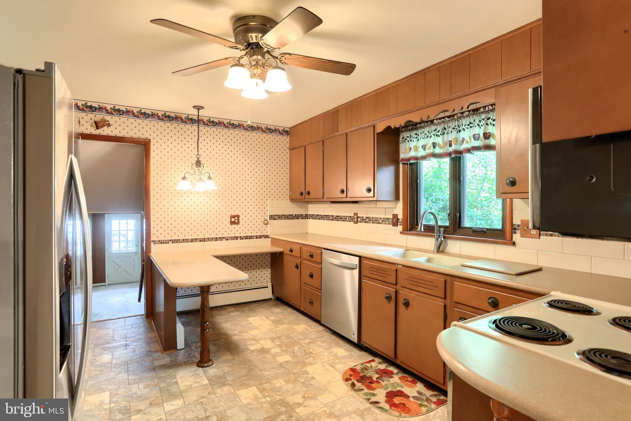 307 Ridge Road Annville, PA 17003 - Photo 5 of 39 Gallery Image 5