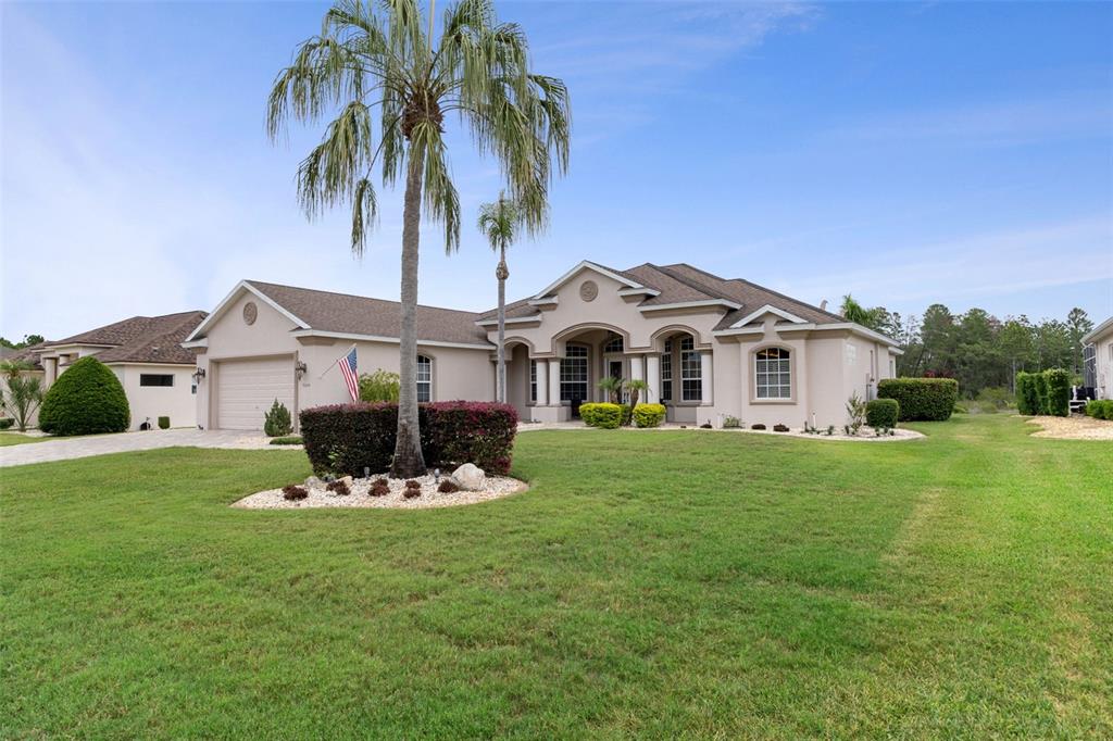 9224 Mississippi Run Weeki Wachee, FL 34613 - Photo 4 of 77