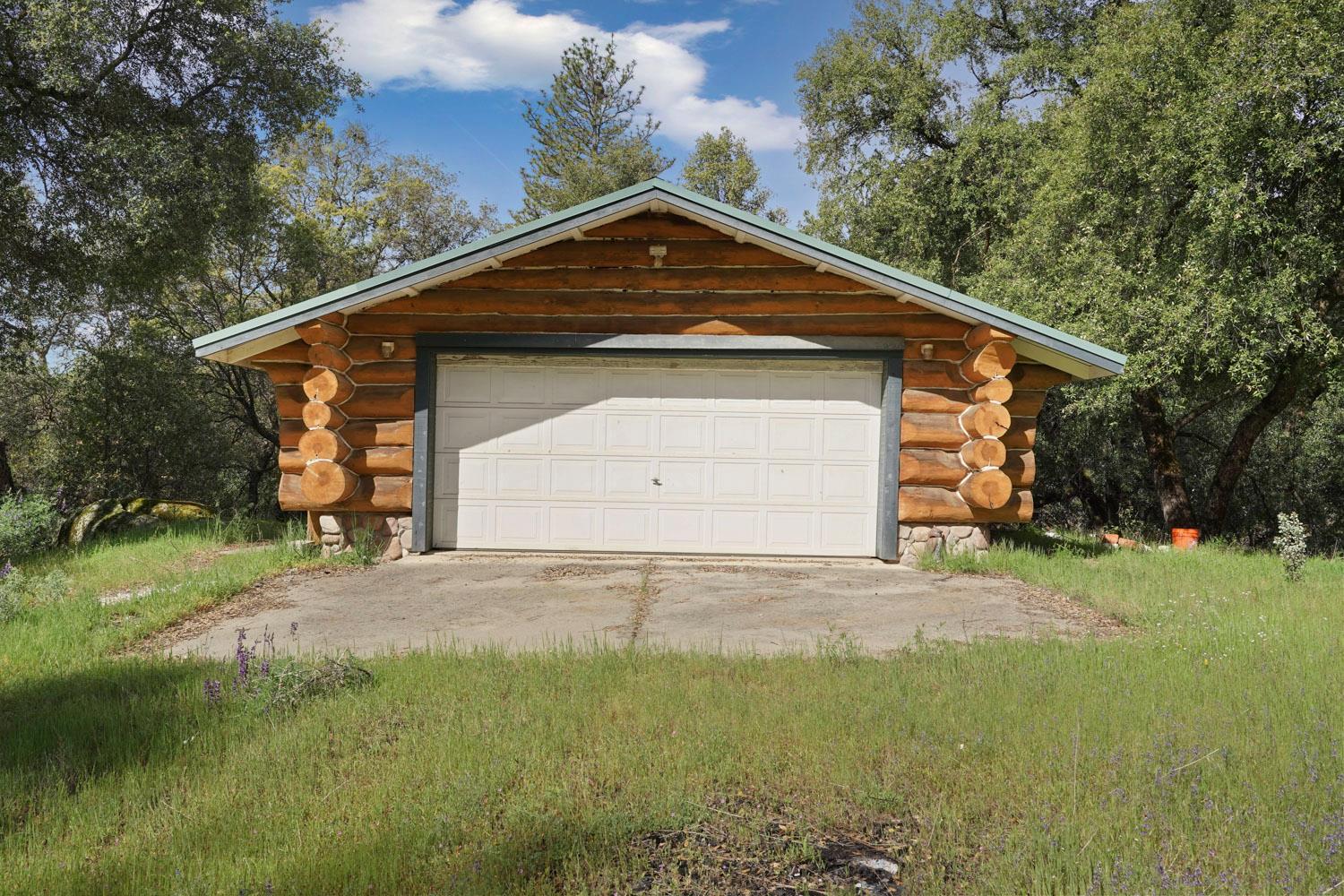 4459 Usona Road Mariposa, CA 95338 - Photo 12 of 27