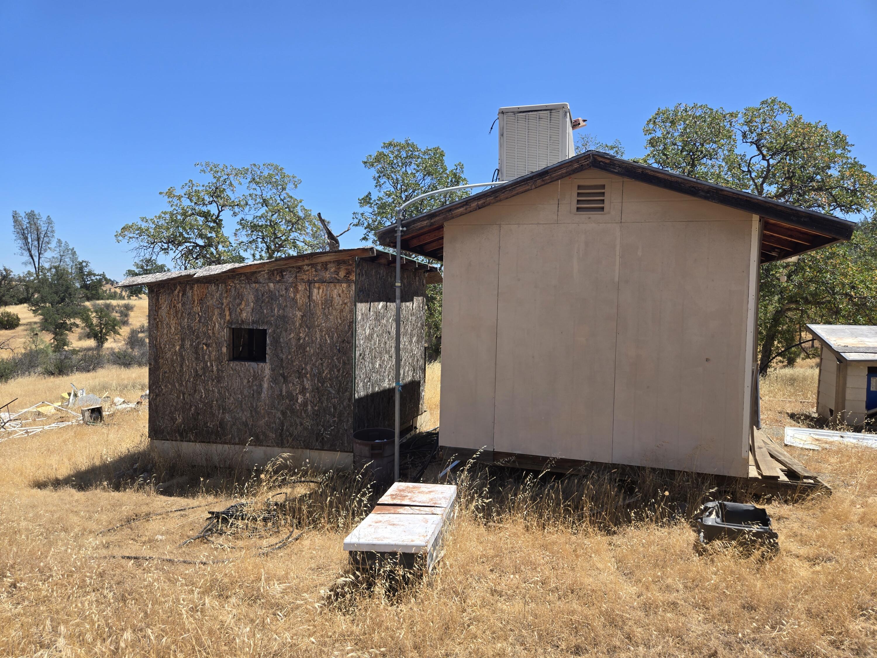128 Tar Bully Road Igo, CA 96047 - Photo 20 of 25 20250722_124536