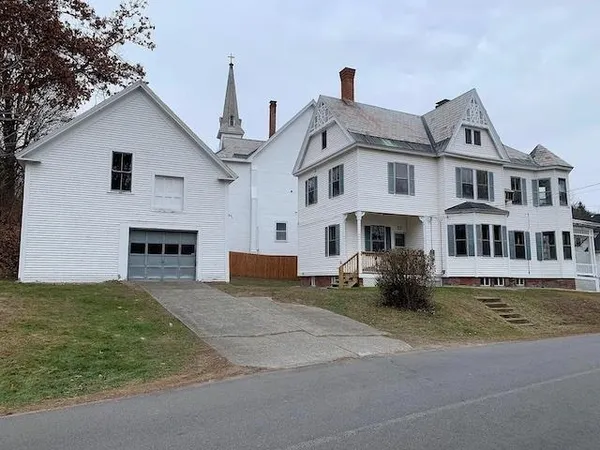 $325,000 | 12 Prospect Street, Hinsdale, NH 03451