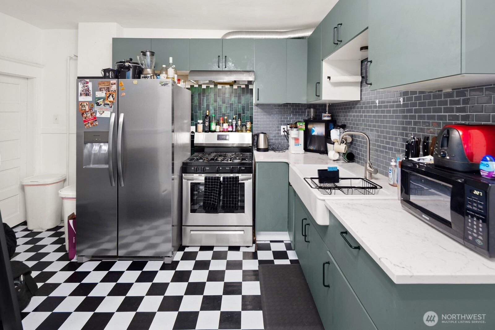 2011 East James Street Seattle, WA 98122 - Photo 24 of 40