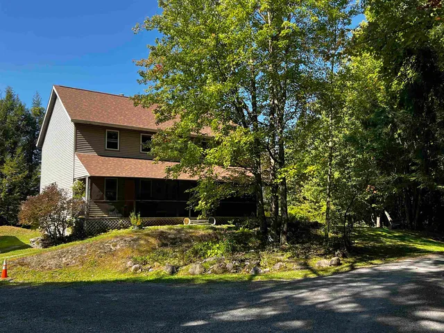 $525,000 | 10 Castle Hill Lane, Westford, VT 05494
