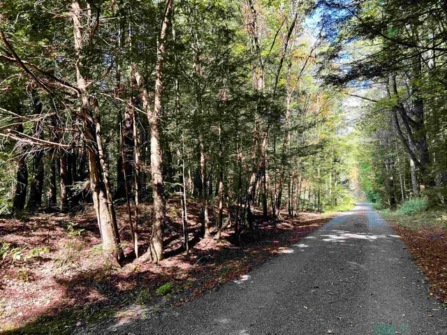 $525,000 | 10 Castle Hill Lane, Westford, VT 05494