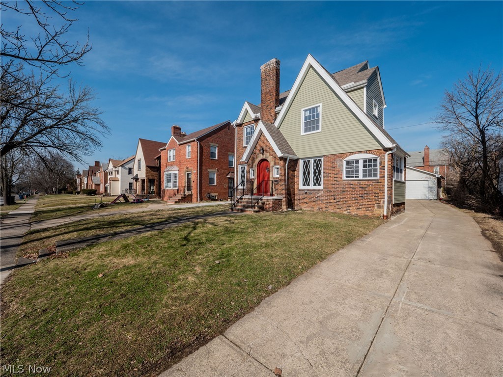 3603 Berkeley Road Cleveland Heights, OH 44118 - Photo 3 of 27