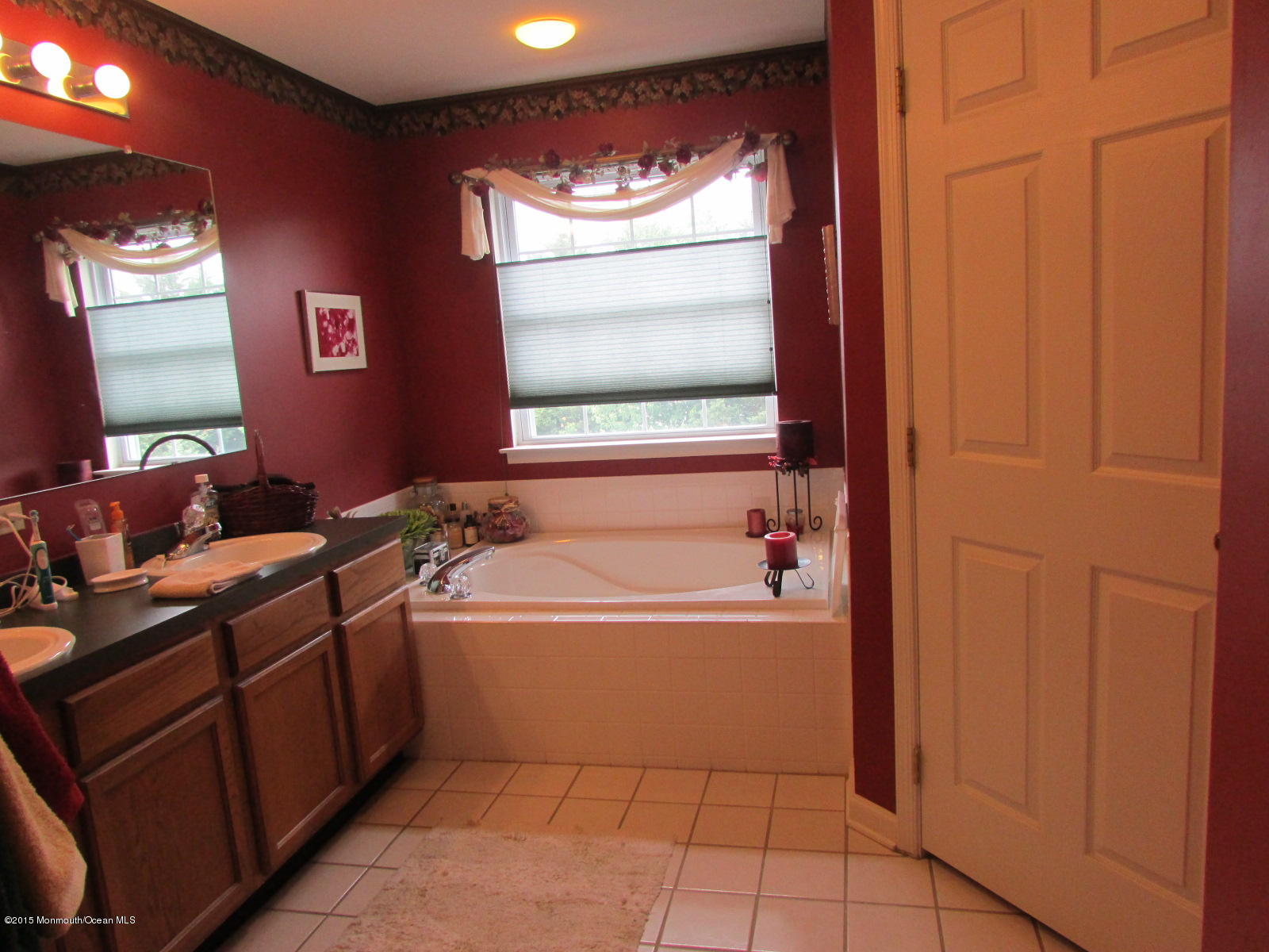 10 Grindstone Road Howell, NJ 07731 - Photo 9 of 14 Main bathroom double vanity