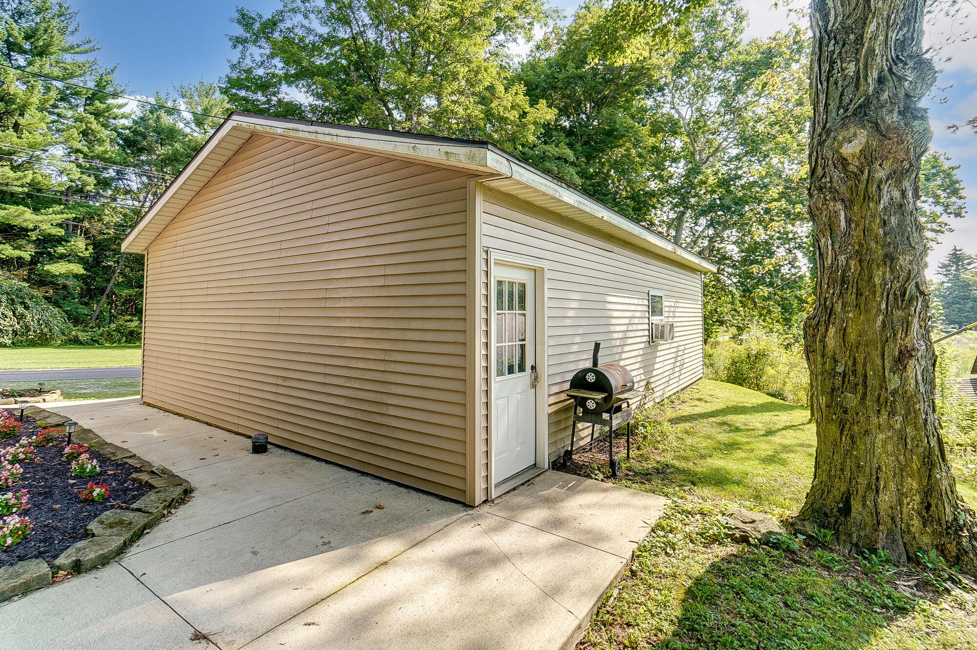 12260 Sycamore Road Mount Vernon, OH 43050 - Photo 20 of 25 Huge Detached Garage/workshop